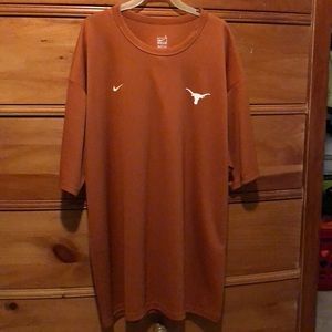 Nike Texas Longhorns shirt